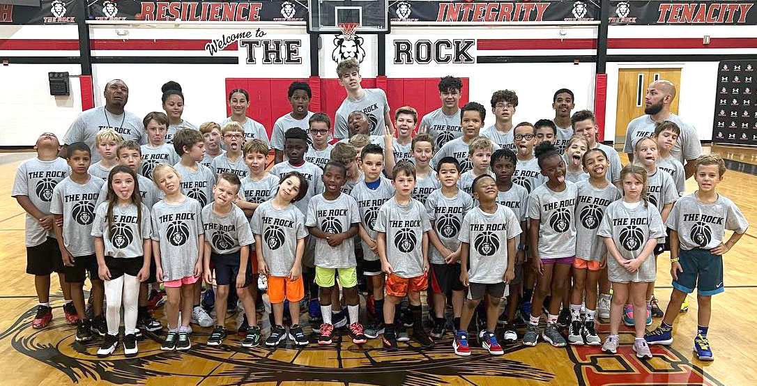 https://rocklionsbasketball.com/wp-content/uploads/2023/09/kids-camp-group.jpg